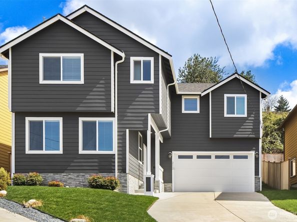 2112 SW 103rd Place, Seattle WA 98146