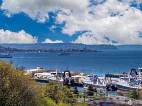 1965 12th Avenue W 401, Seattle WA 98119