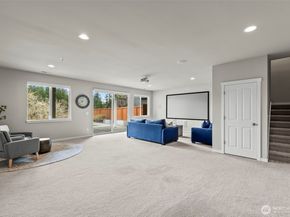 1644 211th Avenue SE, Sammamish WA 98075