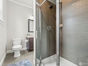 1644 211th Avenue SE, Sammamish WA 98075