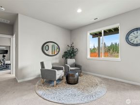 1644 211th Avenue SE, Sammamish WA 98075