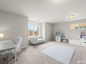 1644 211th Avenue SE, Sammamish WA 98075