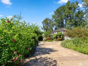 932 Pike Place NE, Auburn WA 98002