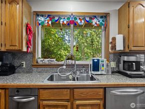 932 Pike Place NE, Auburn WA 98002