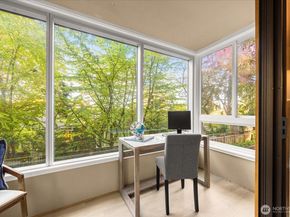 5101 NE 55th Street 103, Seattle WA 98105