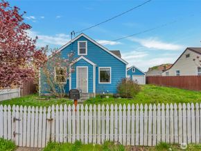 2916 Robin Avenue, Bremerton WA 98310