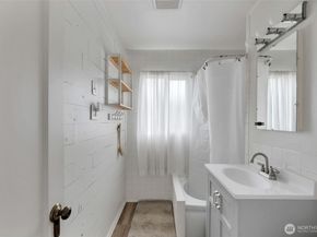 2916 Robin Avenue, Bremerton WA 98310