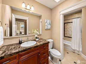 600 Bell Street 301, Edmonds WA 98020