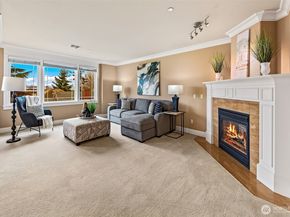 600 Bell Street 301, Edmonds WA 98020