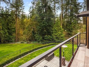 104 219th Place SE, Bothell WA 98021