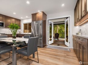 104 219th Place SE, Bothell WA 98021