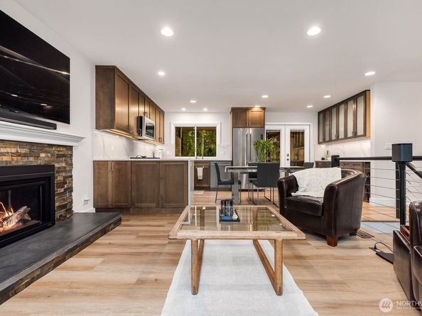104 219th Place SE, Bothell WA 98021