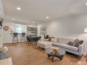 4231 220th Place SE 1101, Issaquah WA 98029