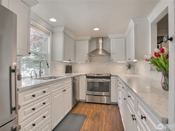 4231 220th Place SE 1101, Issaquah WA 98029