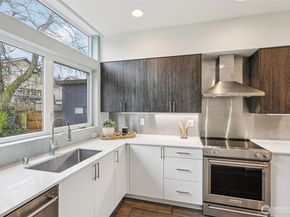 1310 Yakima Avenue S, Seattle WA 98144