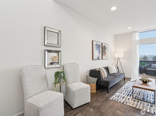 1310 Yakima Avenue S, Seattle WA 98144