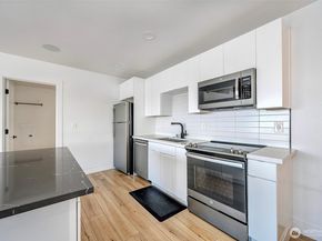 108 E Lake Stevens Road, Lake Stevens WA 98258