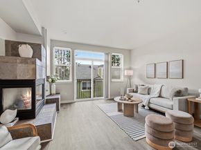 12701 SE 41st Place 316, Bellevue WA 98006