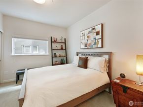1388 Alki Avenue SW 402, Seattle WA 98116