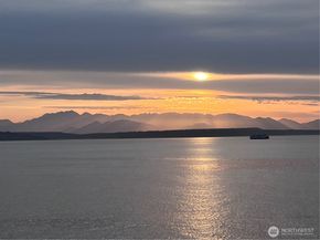 1388 Alki Avenue SW 402, Seattle WA 98116