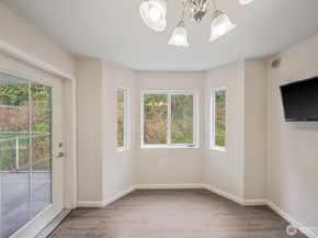 715 Harrington Place SE 2140, Renton WA 98058