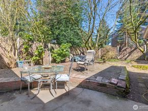 14022 Roslyn Place N, Seattle WA 98133