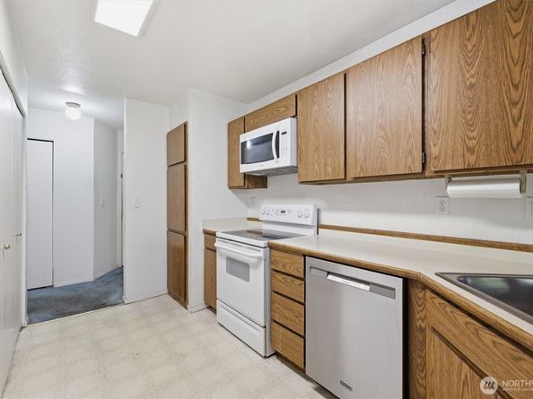 4200 Factoria Boulevard SE B2, Bellevue WA 98006