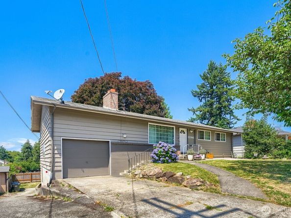 22941 105th Avenue SE, Kent WA 98031