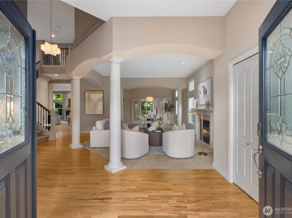 4227 NE 27th Place, Renton WA 98059