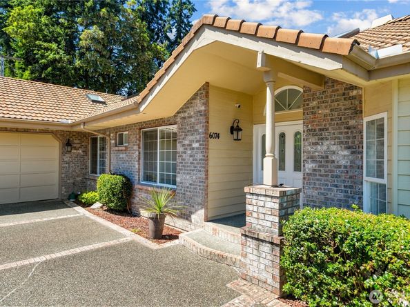 6074 Osprey Circle, Bremerton WA 98312