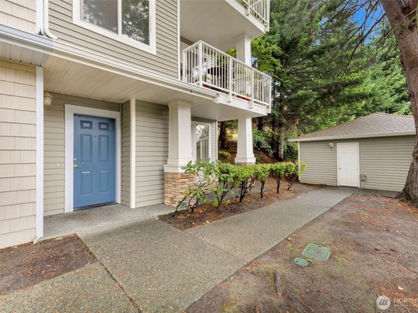 22104 41st Avenue S 101, Kent WA 98032