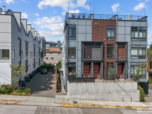 1010 A NE 92nd Street, Seattle WA 98115