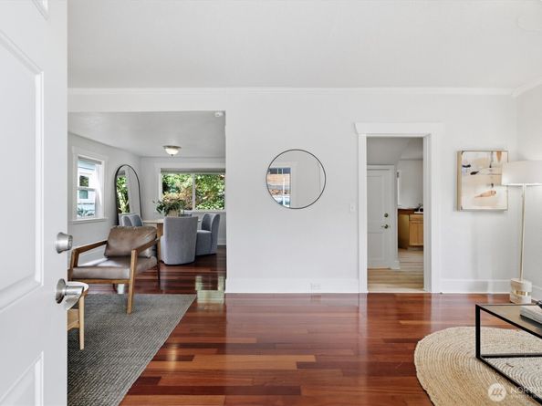 626 W Emerson Street, Seattle WA 98119