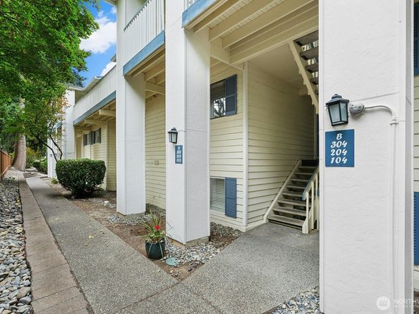 12906 8th Avenue W B303, Everett WA 98204