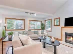 1116 6th Avenue N, Seattle WA 98109
