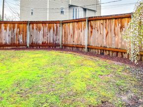 1116 6th Avenue N, Seattle WA 98109