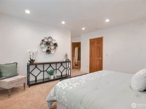 1116 6th Avenue N, Seattle WA 98109