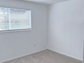 17527 149th Avenue SE B2, Renton WA 98058