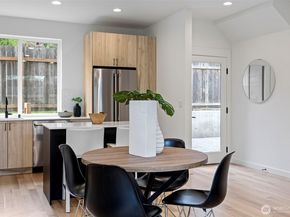 6747 Earl Avenue NW, Seattle WA 98117