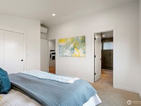 6747 Earl Avenue NW, Seattle WA 98117
