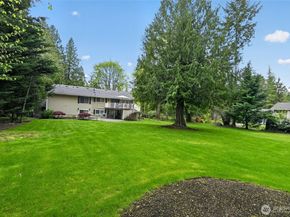 20009 SE 20th Place, Sammamish WA 98075