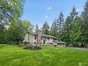 20009 SE 20th Place, Sammamish WA 98075
