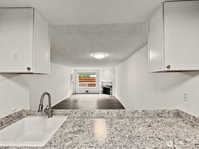 10501 8th Avenue NE 128, Seattle WA 98125