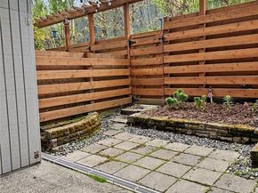 10501 8th Avenue NE 128, Seattle WA 98125