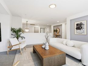 6563 SE 8th Place, Renton WA 98059