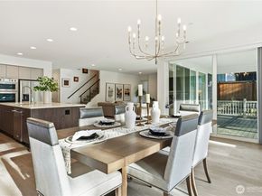 6563 SE 8th Place, Renton WA 98059