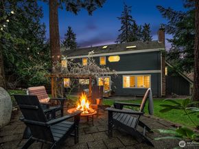 14314 NE 10th Place, Bellevue WA 98007