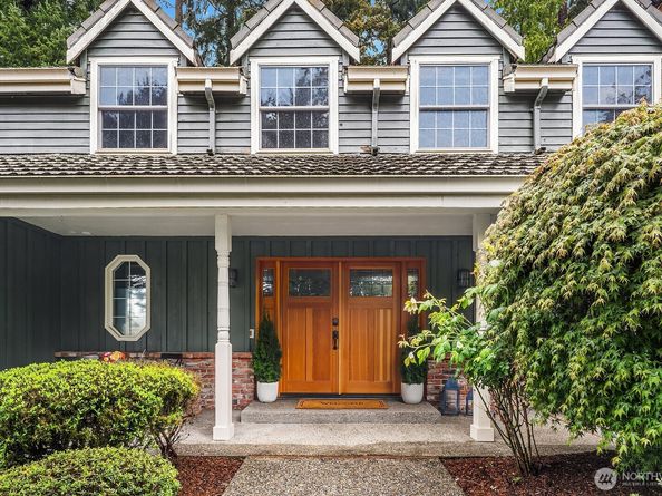 14314 NE 10th Place, Bellevue WA 98007