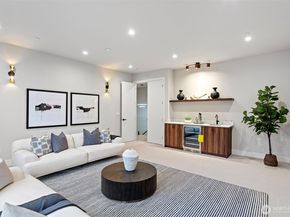 14 158th Place NE, Bellevue WA 98008