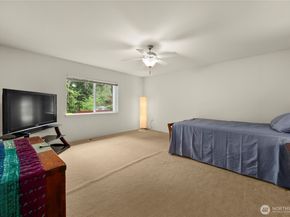 28459 34th Avenue S 71, Auburn WA 98001